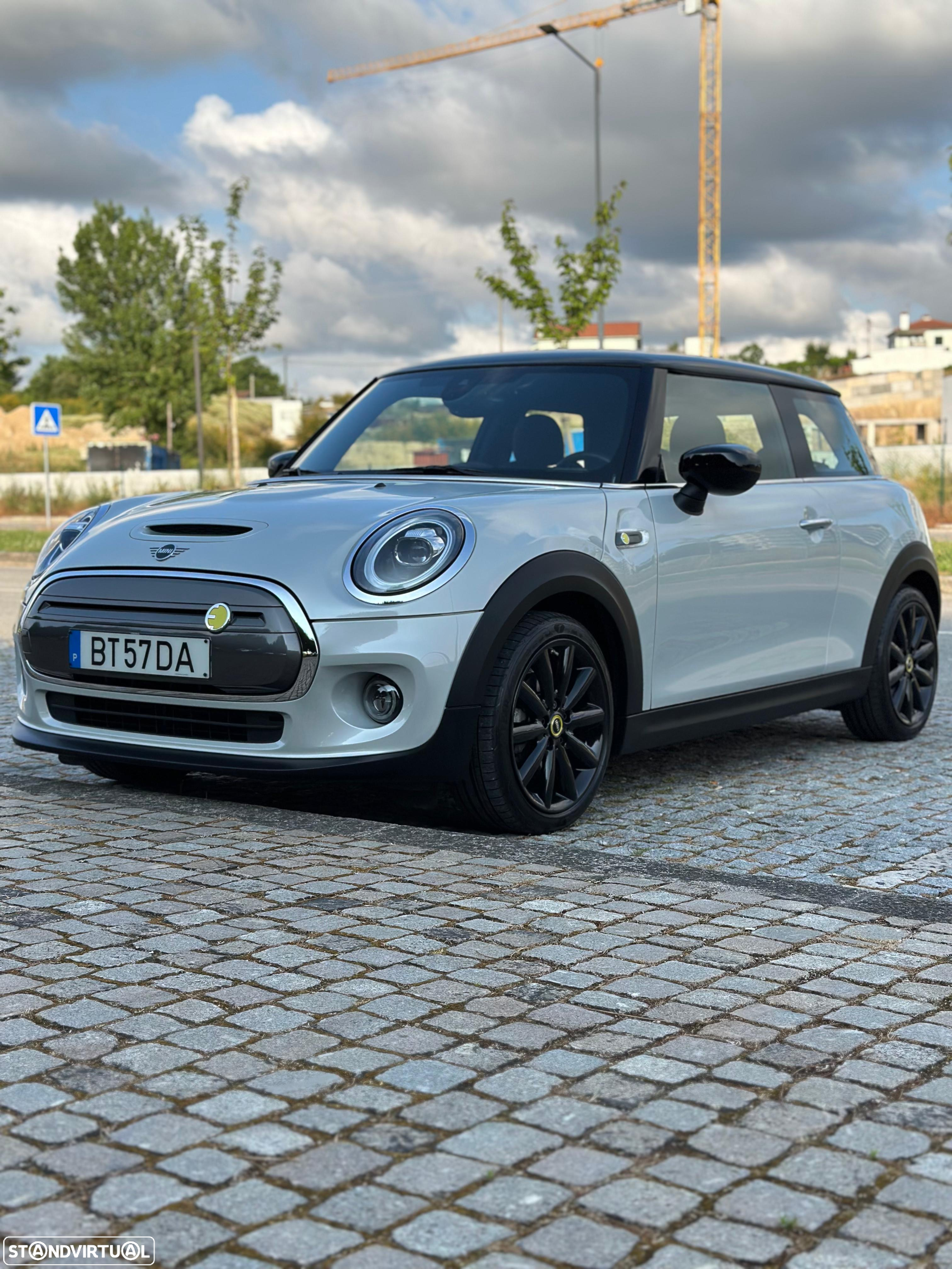 MINI 3 Portas Cooper SE - 12