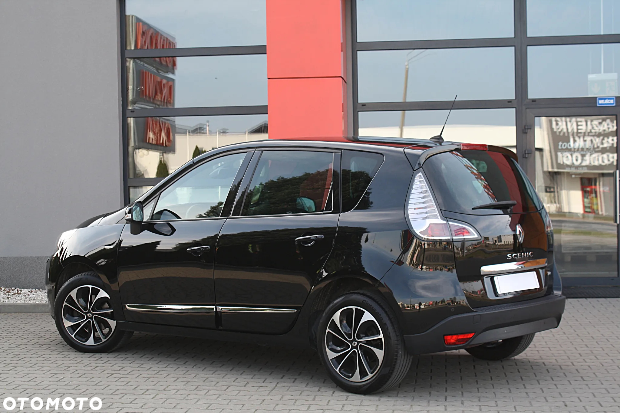 Renault Scenic 1.2 TCe Energy Bose Edition - 11