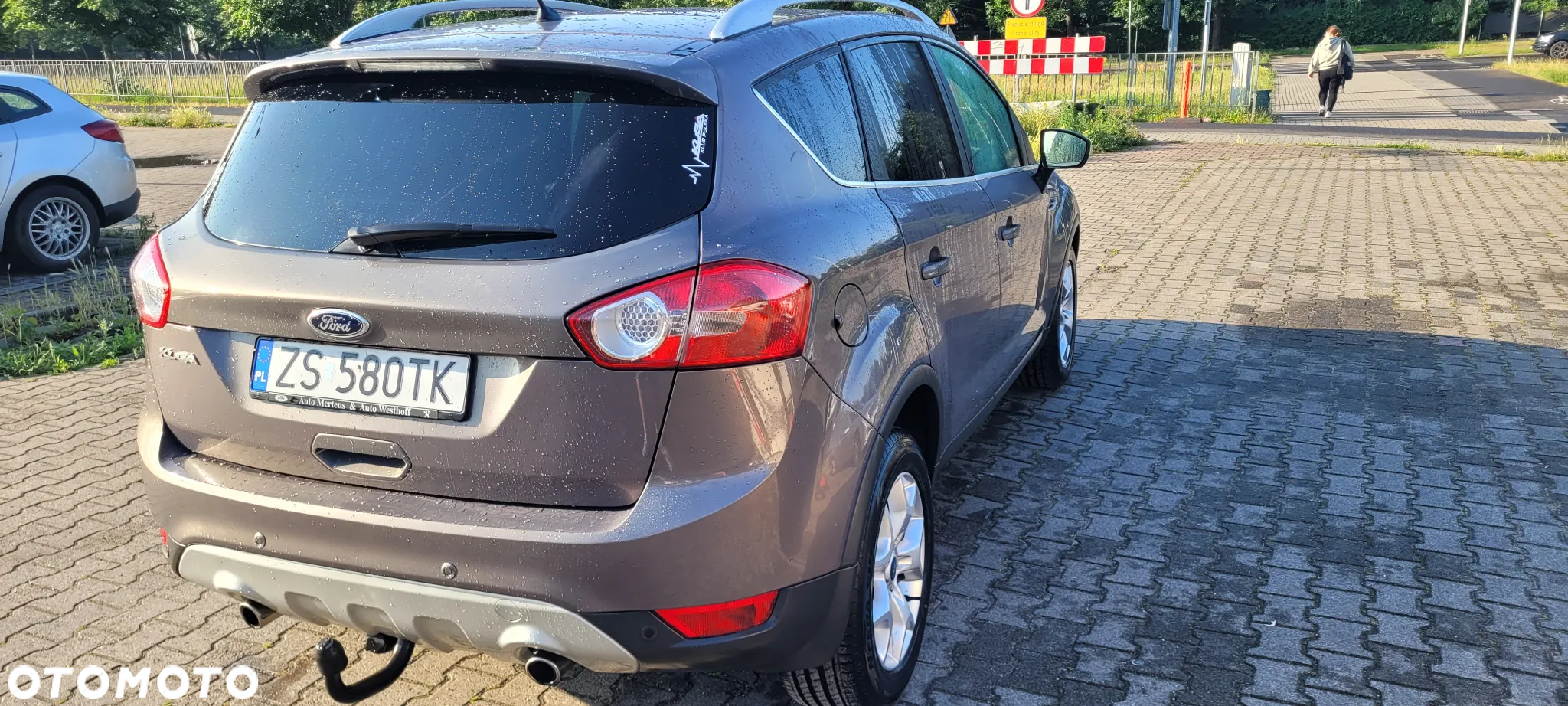 Ford Kuga - 24