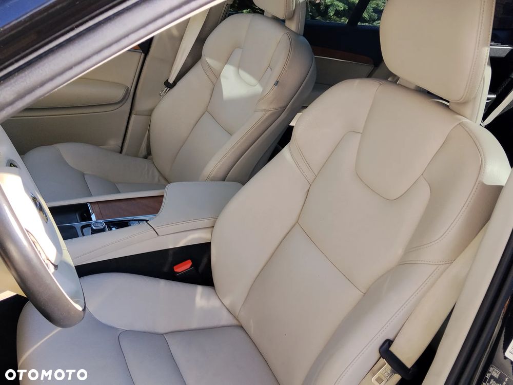 Volvo XC 90 T6 AWD Geartronic Inscription - 11