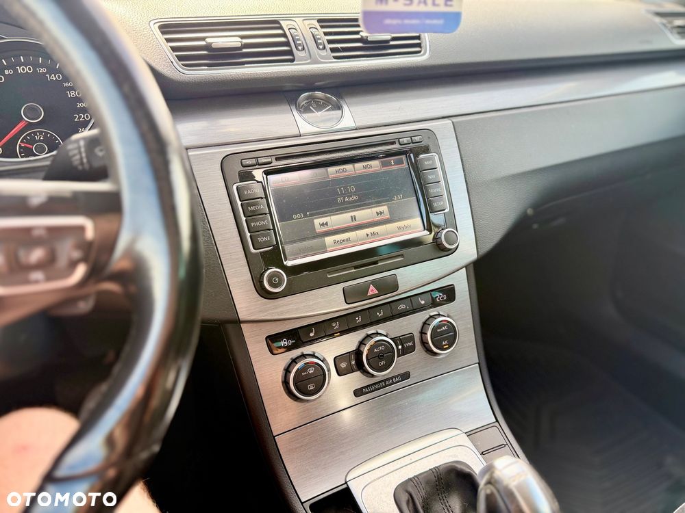Volkswagen Passat 2.0 TDI Highline DSG - 16