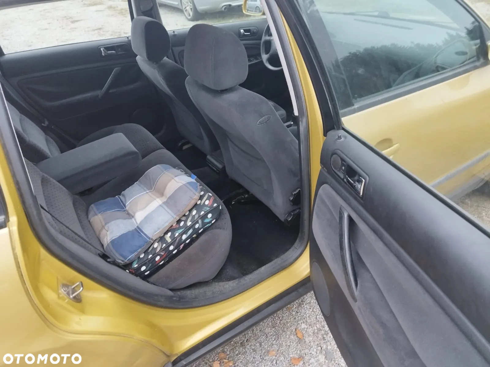 Volkswagen Passat - 27