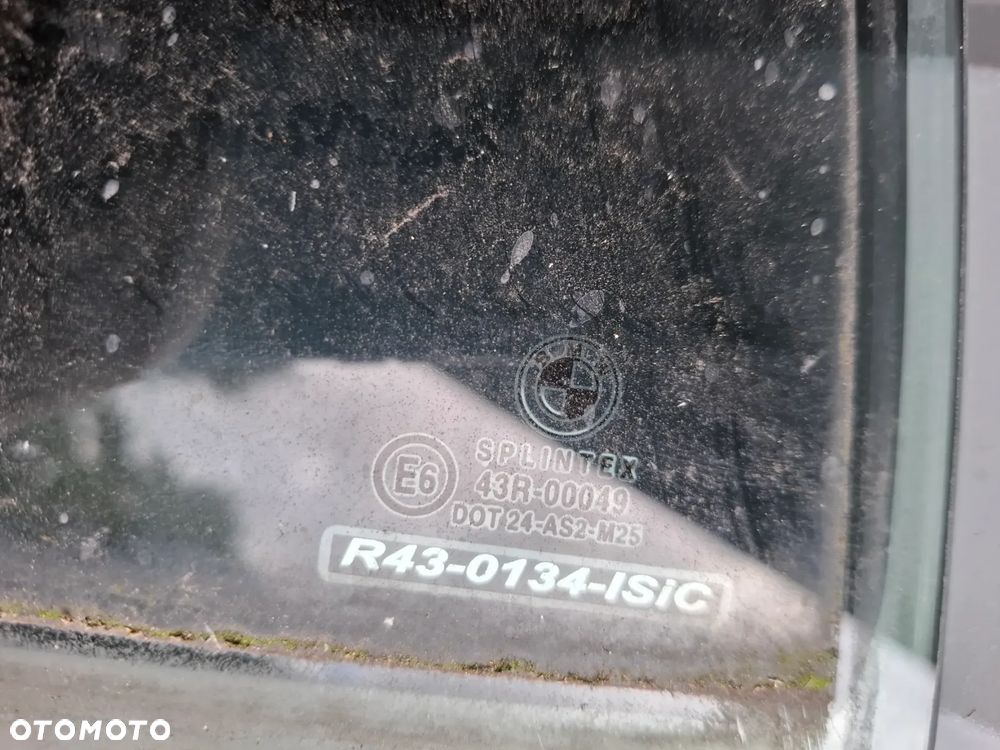 SZYBA DRZWI PRAWA PRAWY TYL TYLNA BMW E39 KOMBI PRZYCIEMNIANA SLASK WYSYLKA - 2