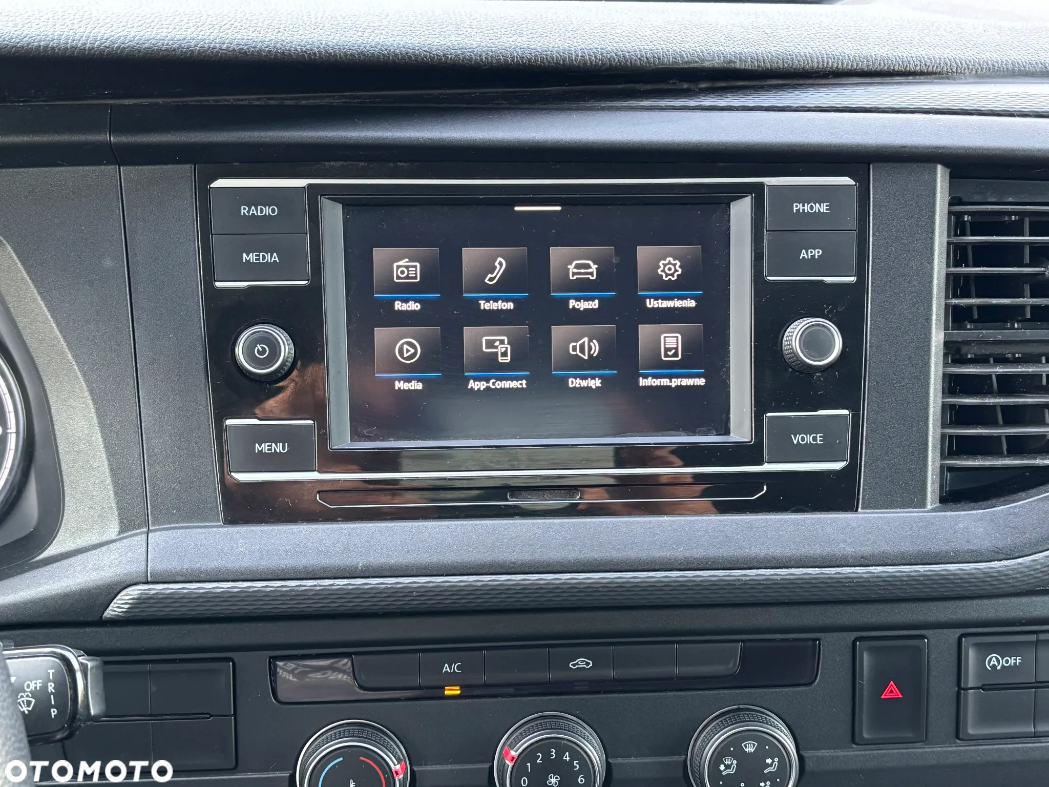 Volkswagen Transporter - 20