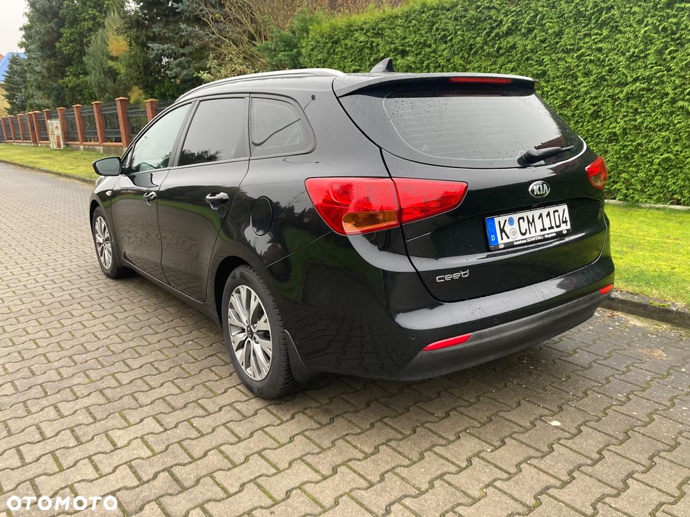 Kia Ceed 1.6 GDI SW ISG Dream-Team Edition - 5