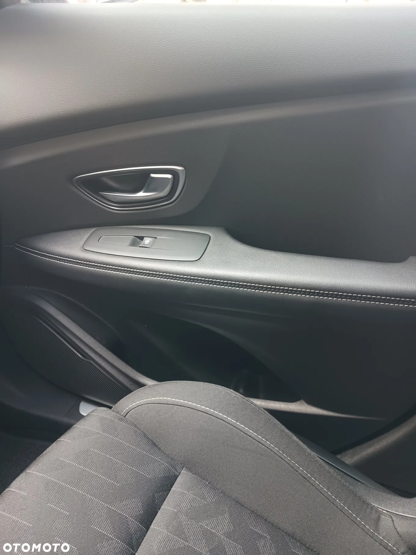 Renault Scenic - 29