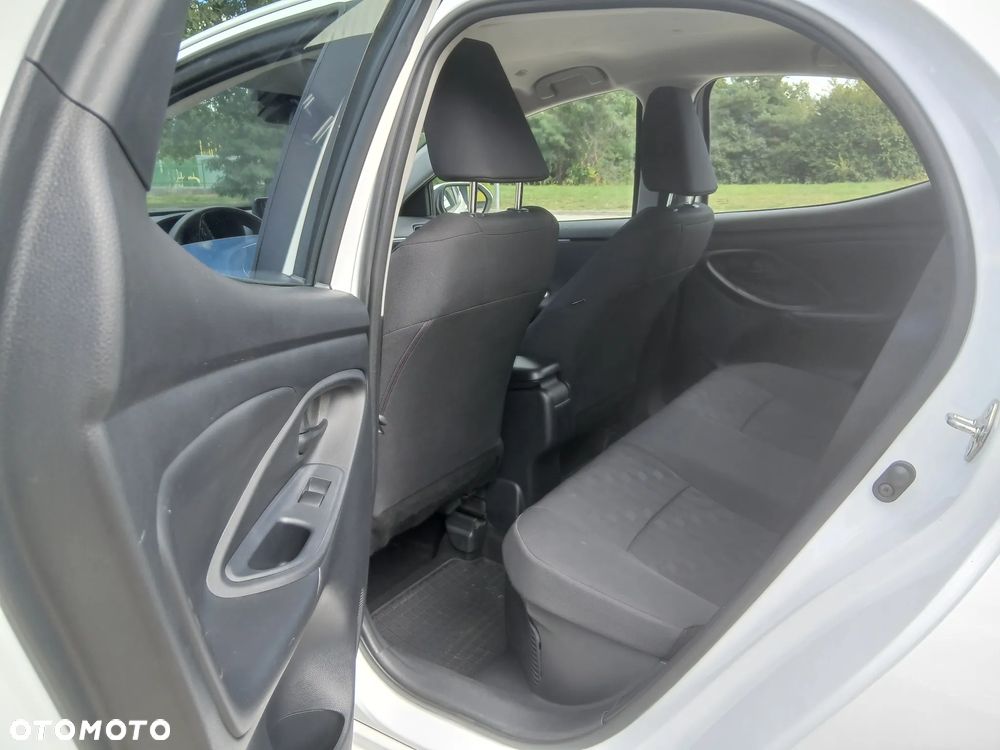 Toyota Yaris - 11