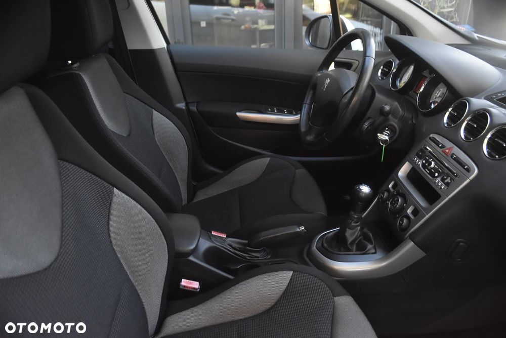 Peugeot 308 - 17