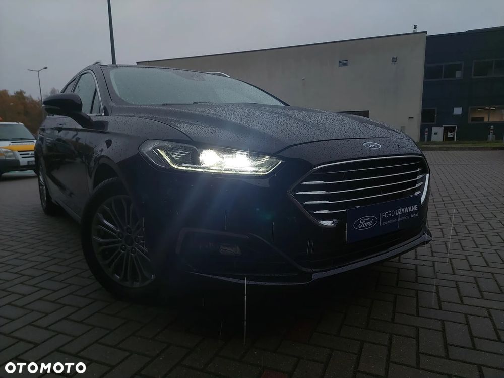 Ford Mondeo 2.0 Hybrid Titanium - 9