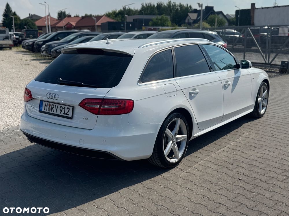 Audi A4 Avant 2.0 TDI ultra sport - 13