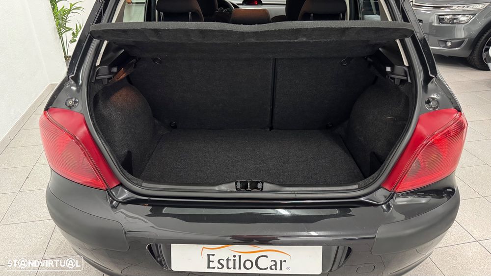 Peugeot 307 1.6 HDi XS Premium - 33