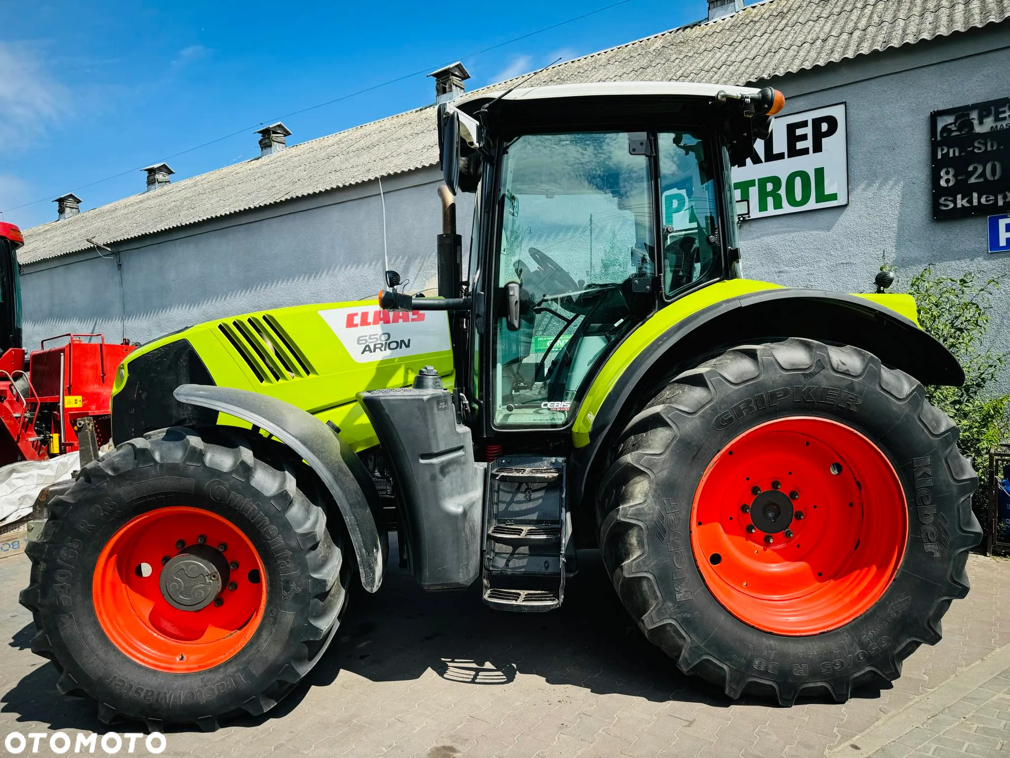 Claas Arion 650 - 7