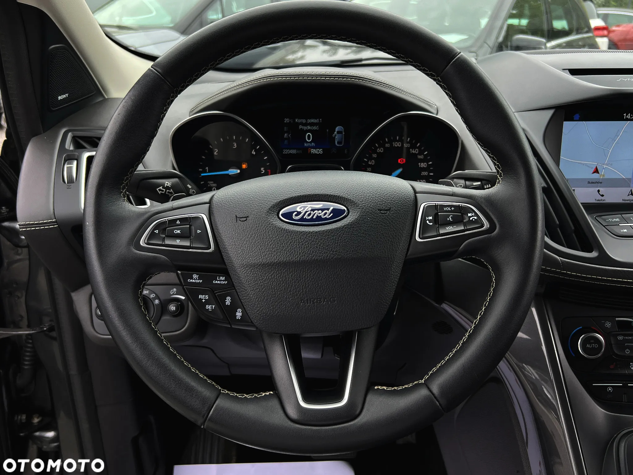 Ford Kuga 2.0 TDCi 4x4 Vignale - 26
