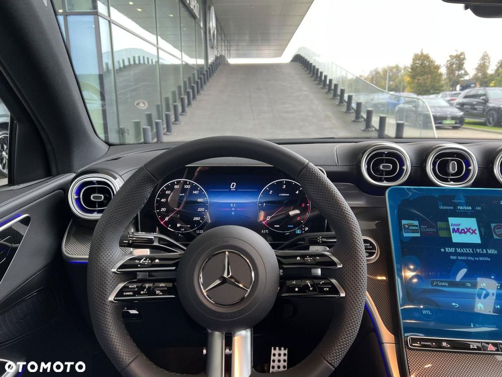 Mercedes-Benz GLC - 10