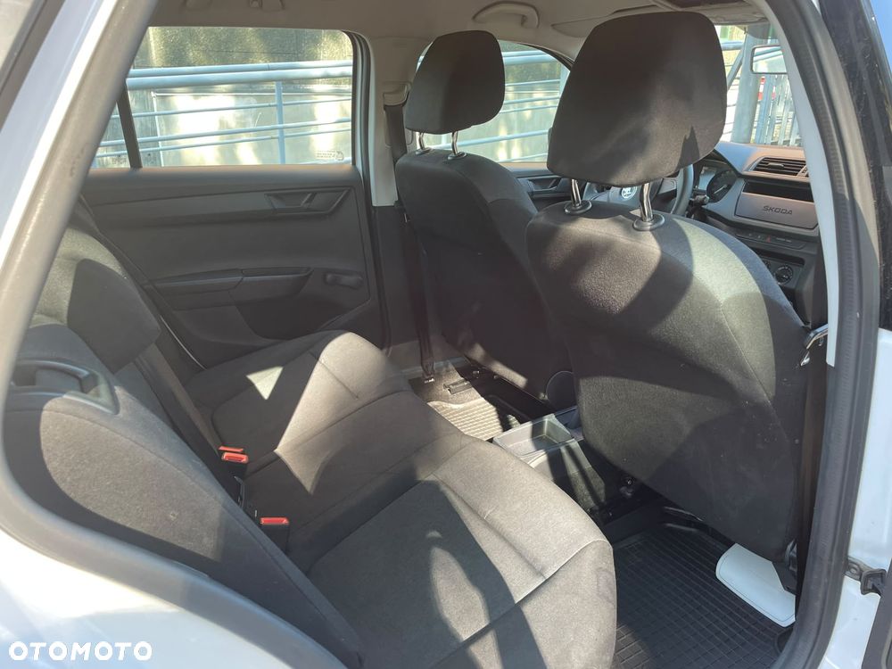 Skoda Fabia 1.0 Active - 11
