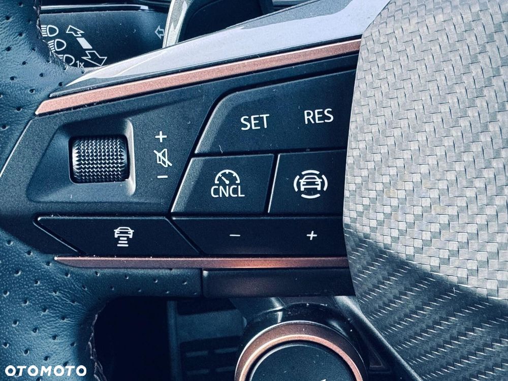 Cupra Formentor 1.5 eTSI mHEV DSG - 25
