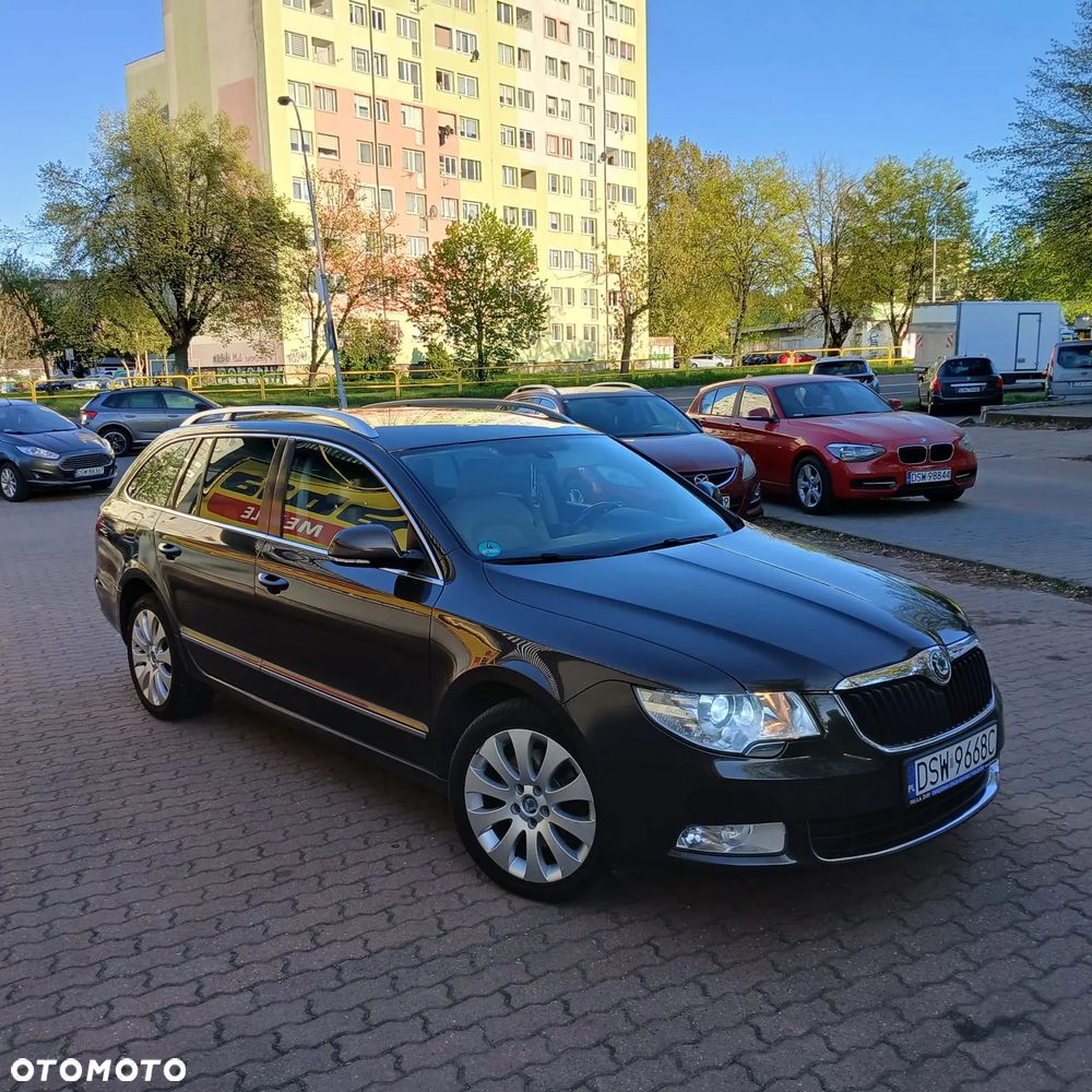 Skoda Superb 2.0 TDI Elegance - 1