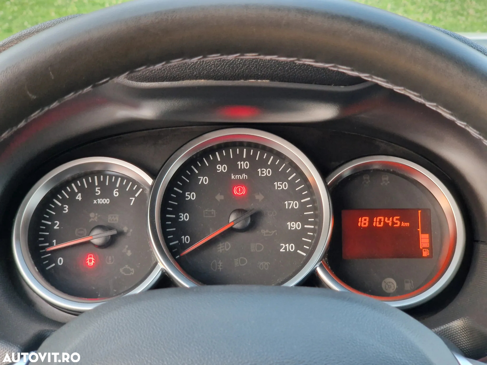 Dacia Duster 1.6 4x2 Laureate - 14