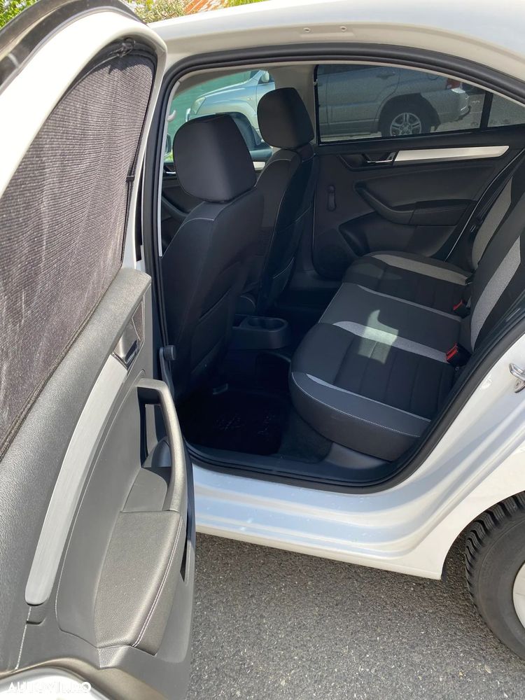 Skoda RAPID 1.0 TSI Avantaj - 20