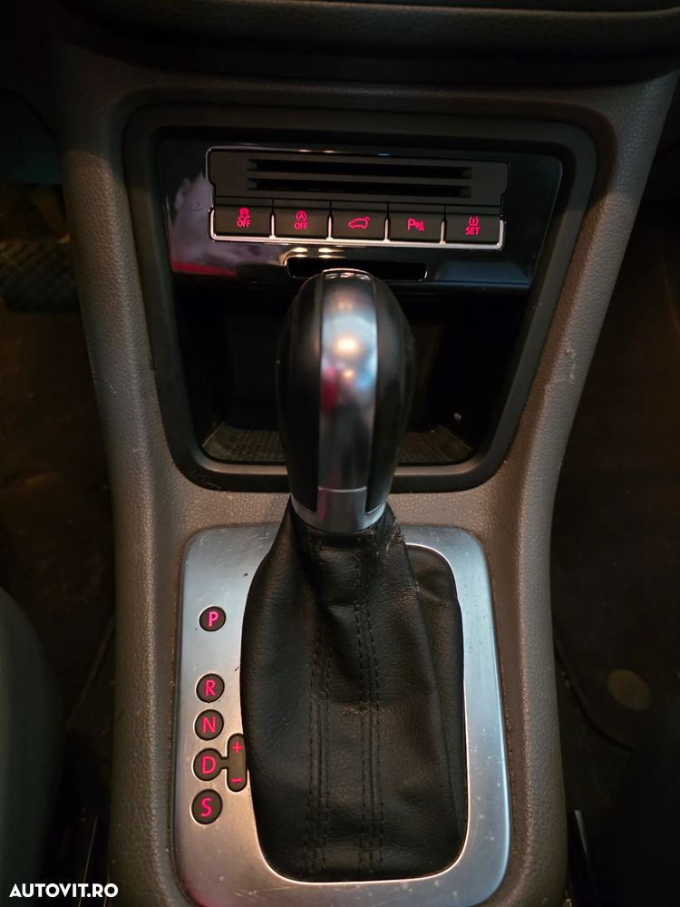 Volkswagen Sharan 2.0 TDI DSG BlueMotion Technology Match - 10