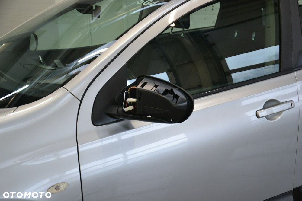 Nissan Qashqai - 13