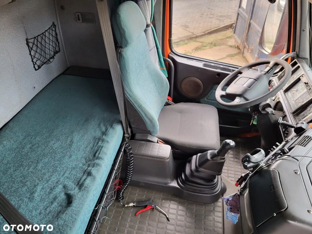 Volvo FH12 6X2R - 4