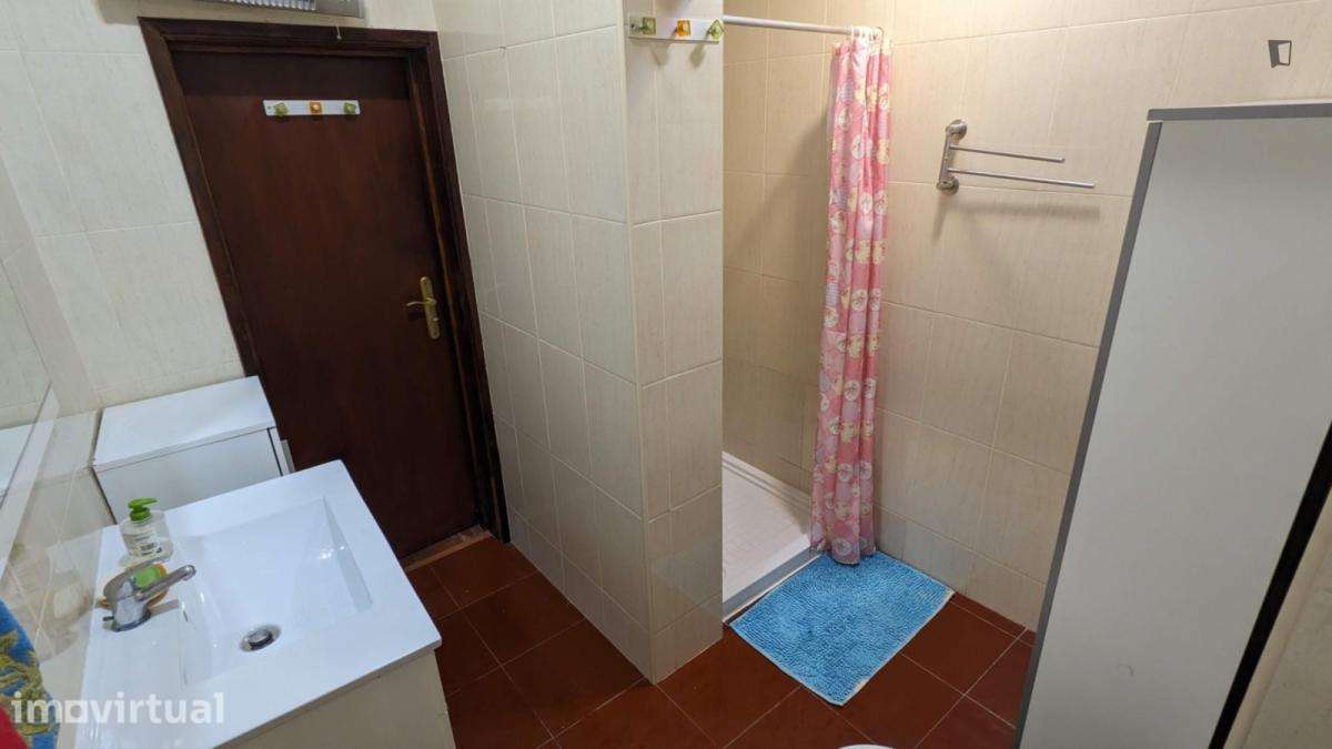 Quarto - localizado em Ajuda Lisbon - Grande imagem: 4/15