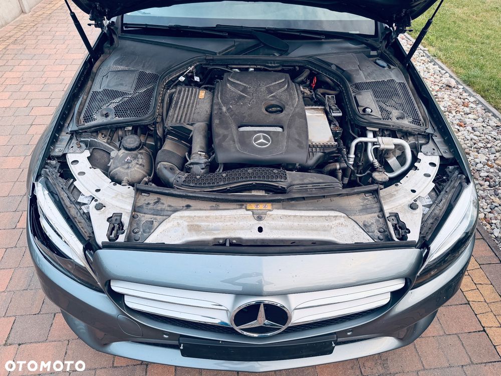 Mercedes-Benz Klasa C 180 9G-TRONIC Avantgarde - 30