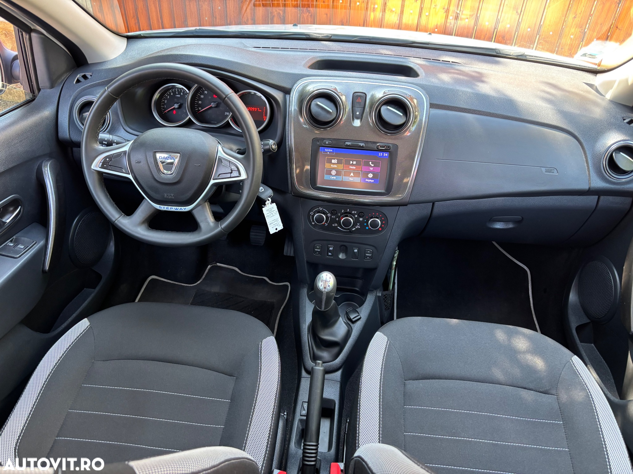 Dacia Sandero Stepway dCi 90 Prestige - 4