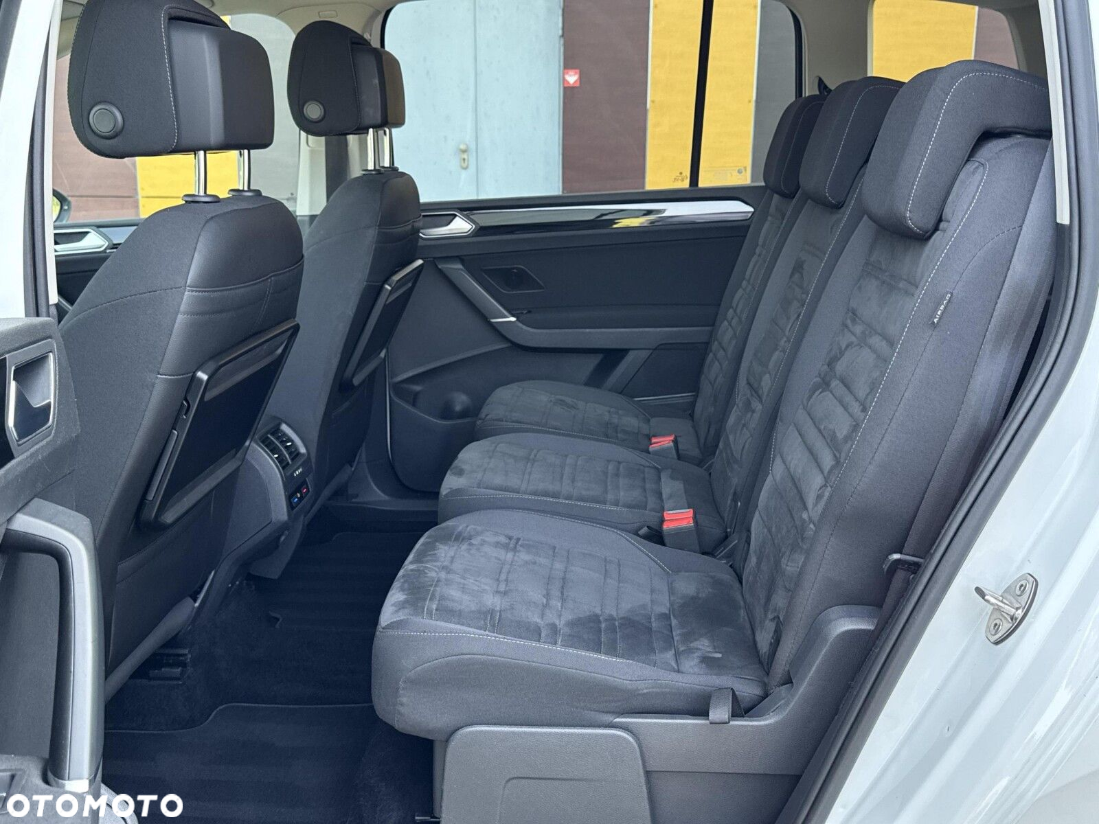 Volkswagen Touran 1.4 TSI BMT Highline DSG - 11