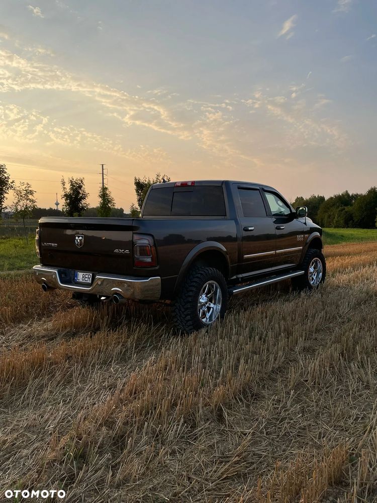 Dodge RAM 1500 5.7 4x4 - 7