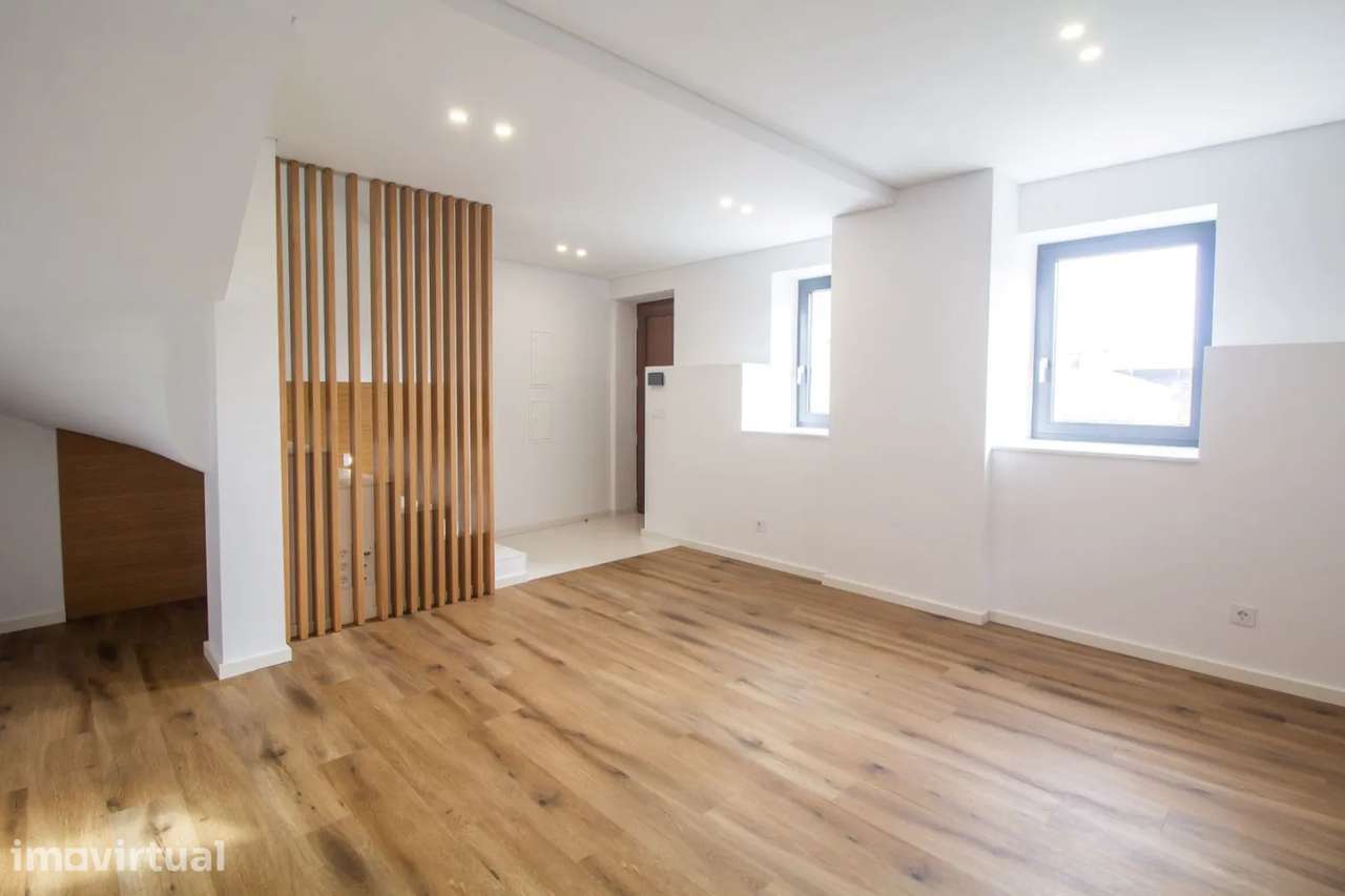 T1 DUPLEX, localizado no coração da zona da Foz do Rio - Grande imagem: 5/11