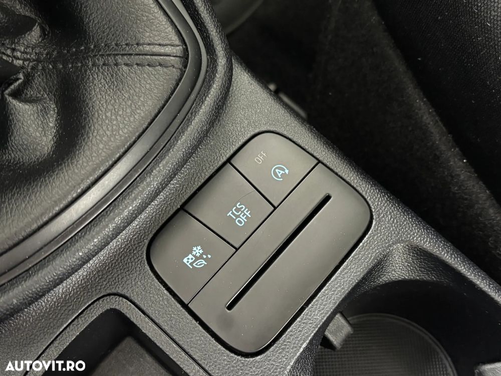 Ford Fiesta 1.1 Trend Connected - 25