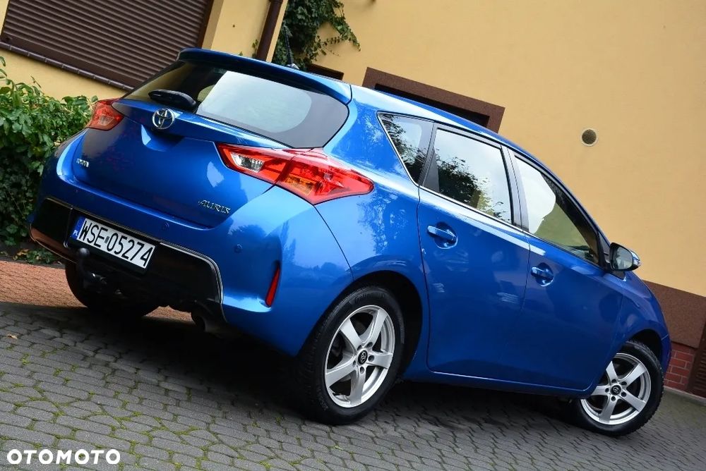 Toyota Auris 2013 photo 4
