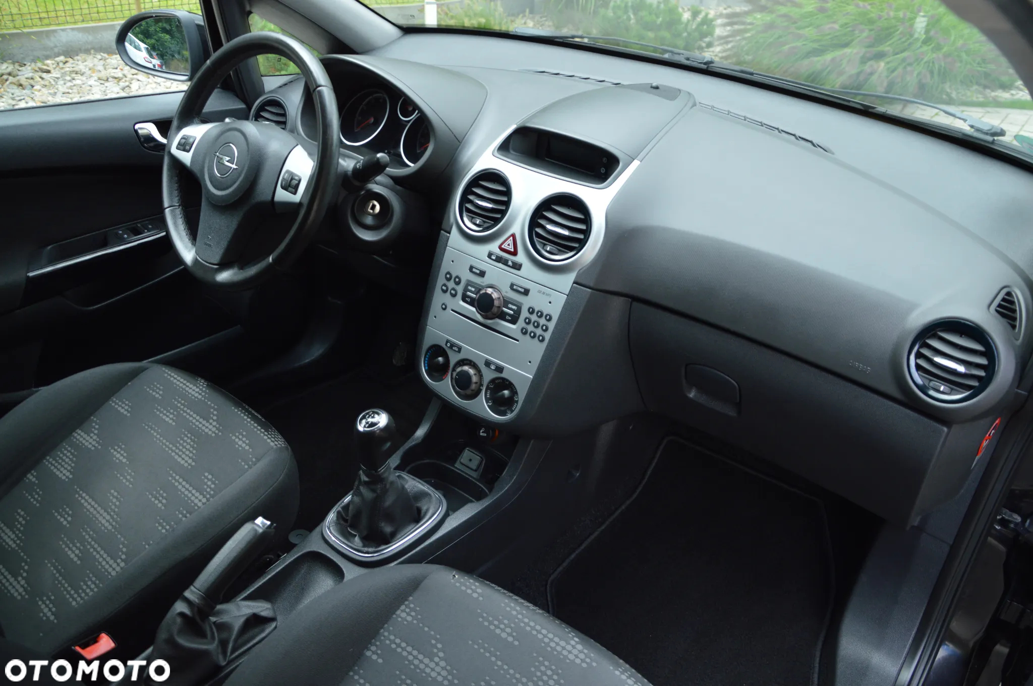 Opel Corsa 1.2 16V EcoFLEX Satellite - 11