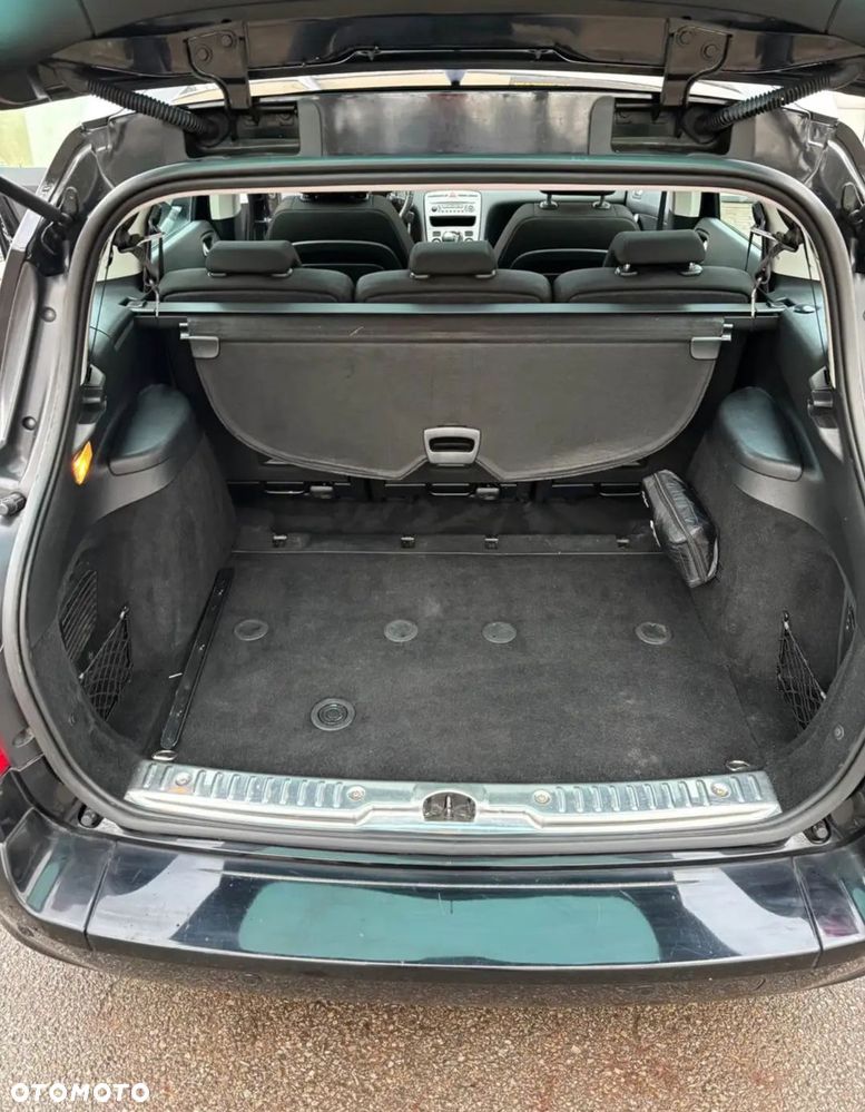 Peugeot 308 1.6 Premium - 9