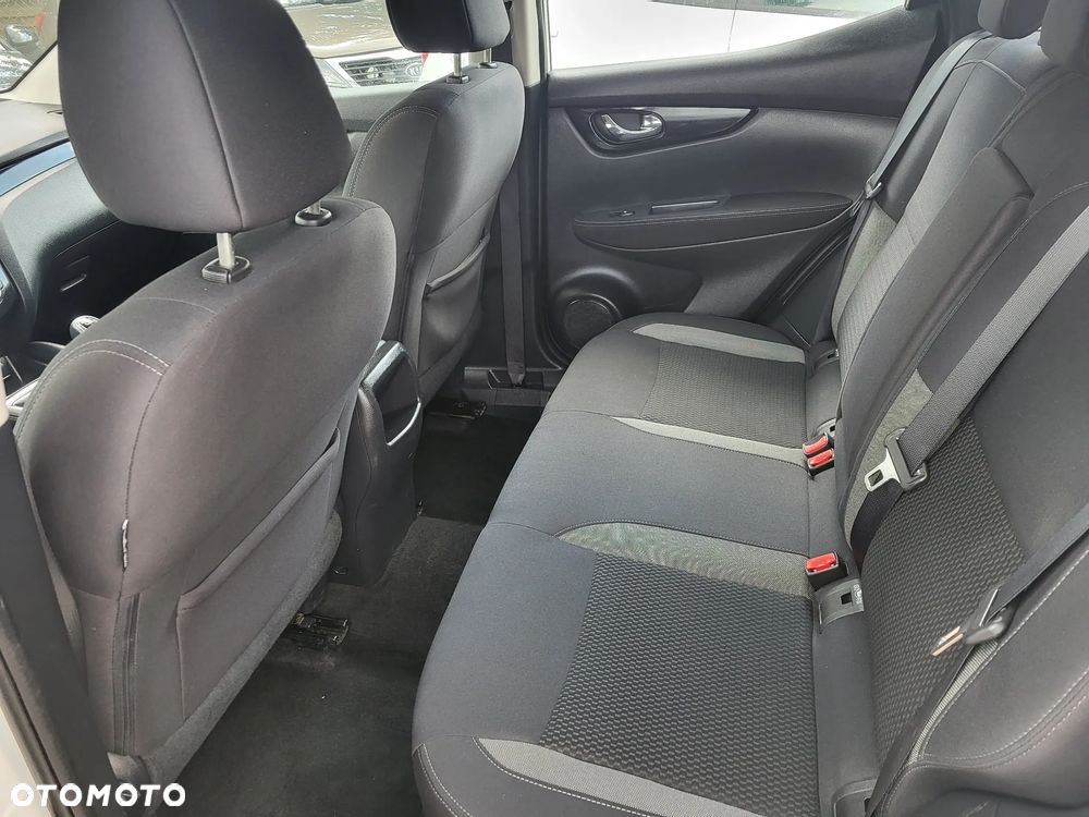 Nissan Qashqai 1.3 DIG-T Acenta - 24