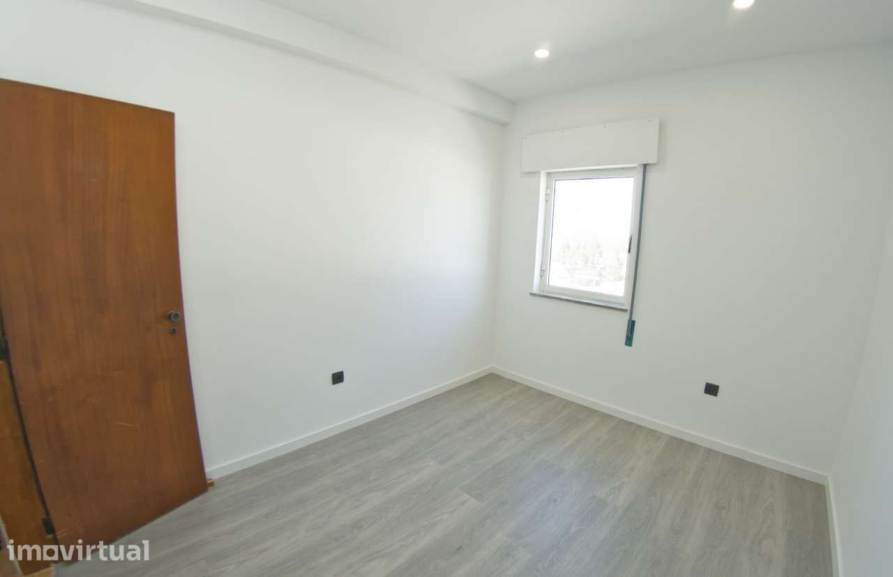 Apartamento T2 em Moura - Grande imagem: 4/15