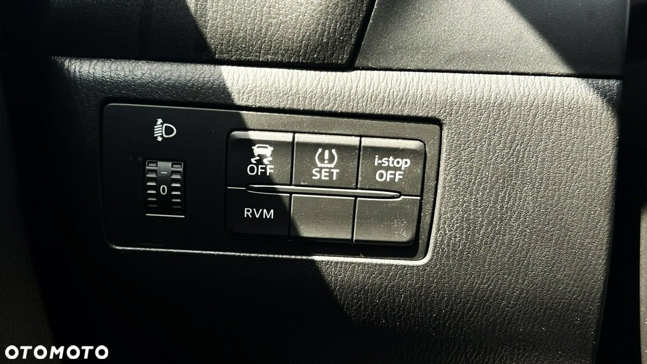 Mazda 3 - 16