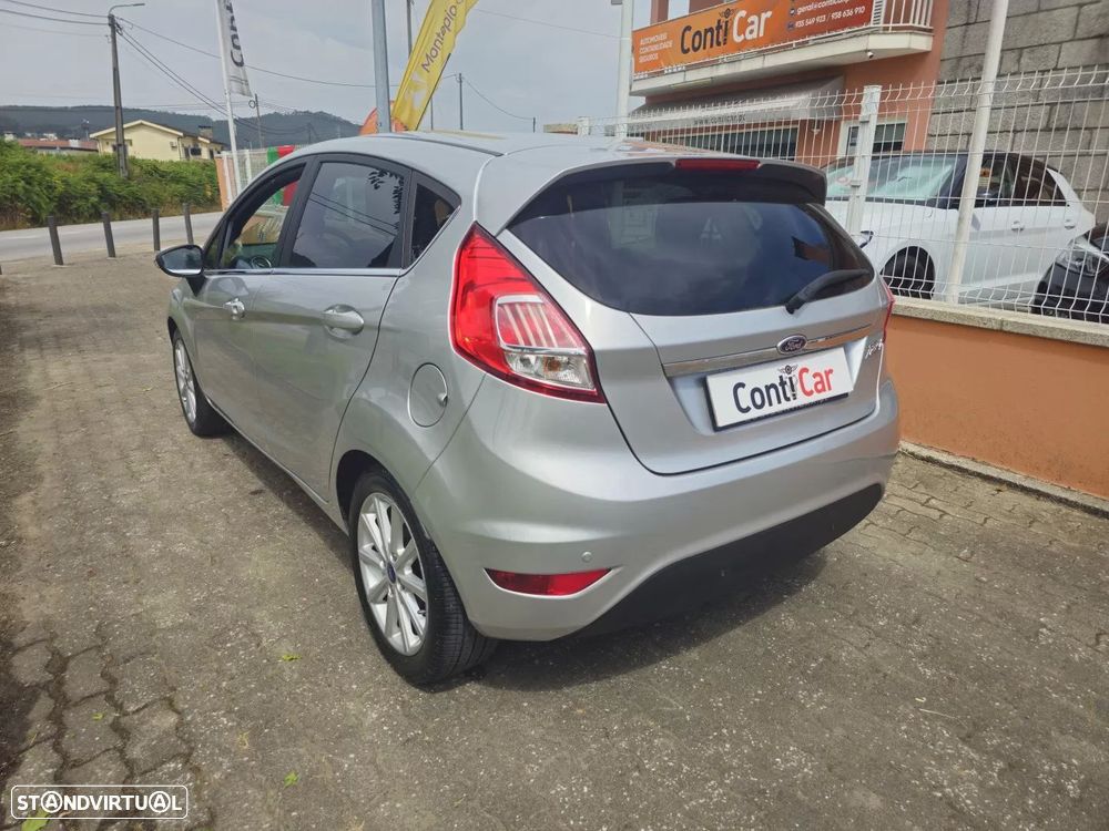 Ford Fiesta 1.5 TDCi Titanium - 6