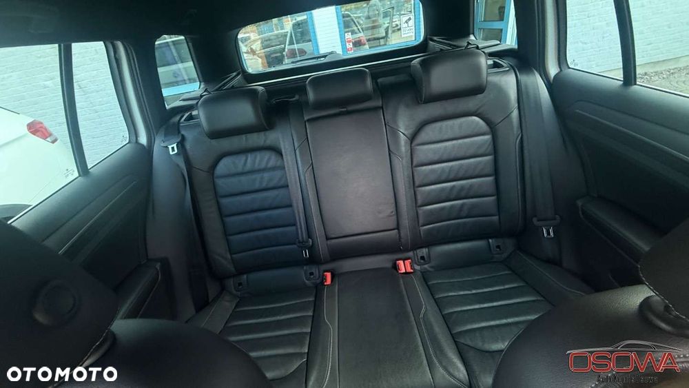 Volkswagen Golf Variant 2.0 TDI SCR DSG R-Line - 19