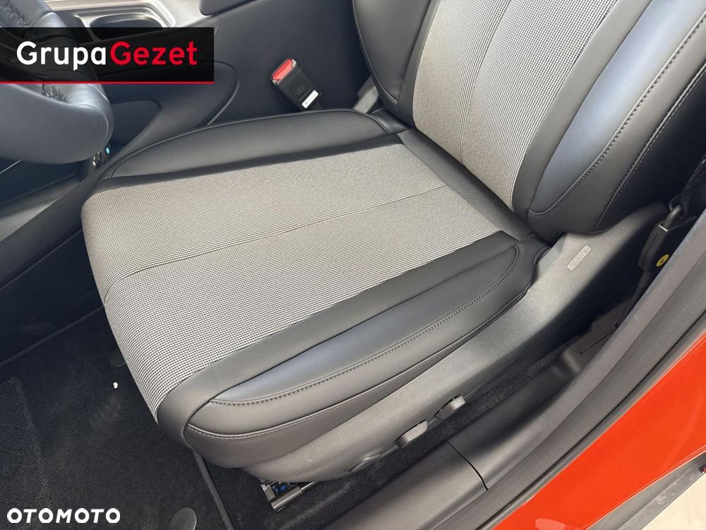 BYD Dolphin Comfort E-CVT - 12