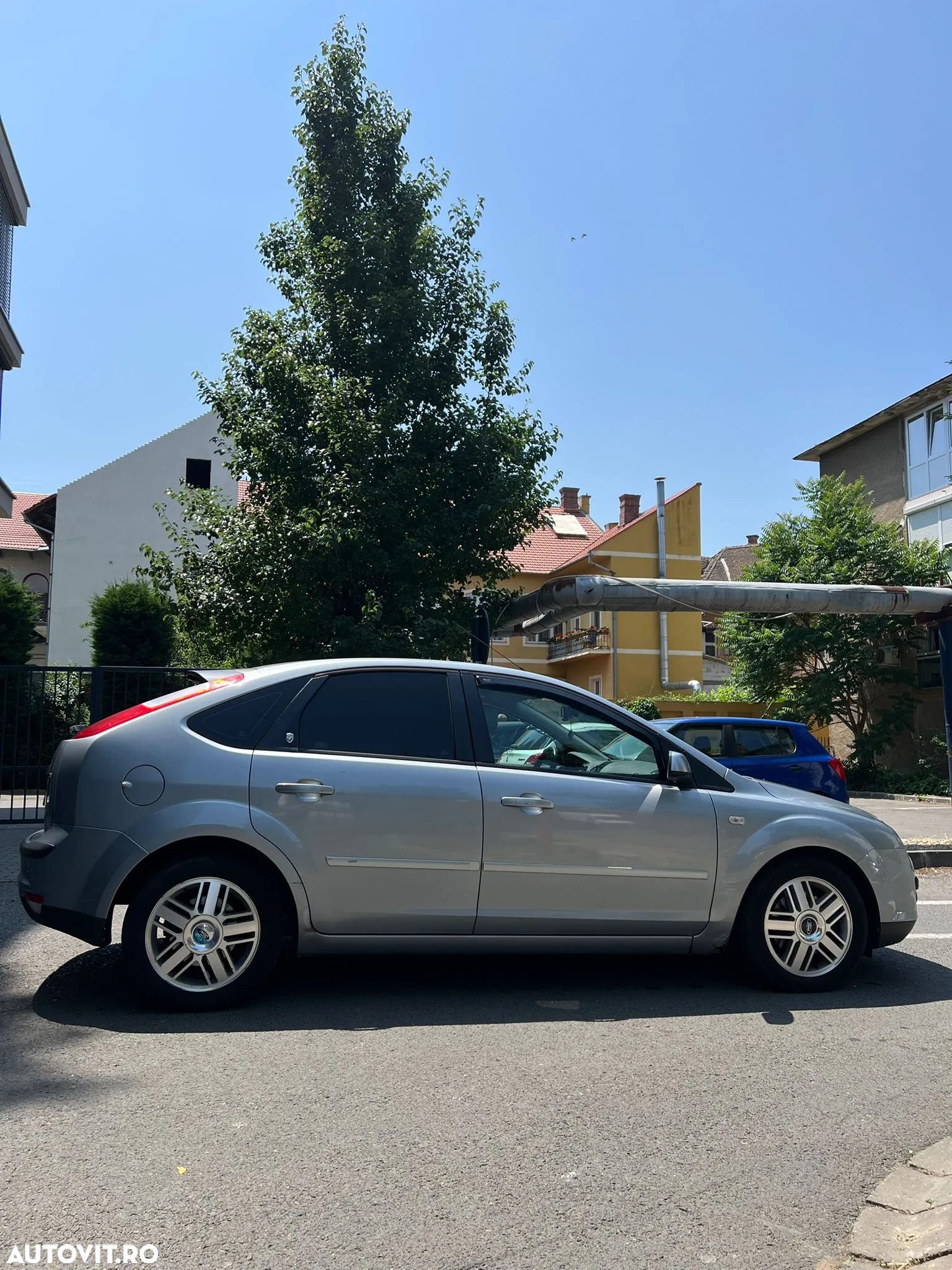 Ford Focus 1.8 TDCi Ghia - 3