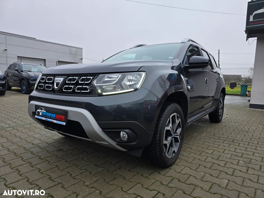 Dacia Duster TCe 100 2WD Celebration - 1