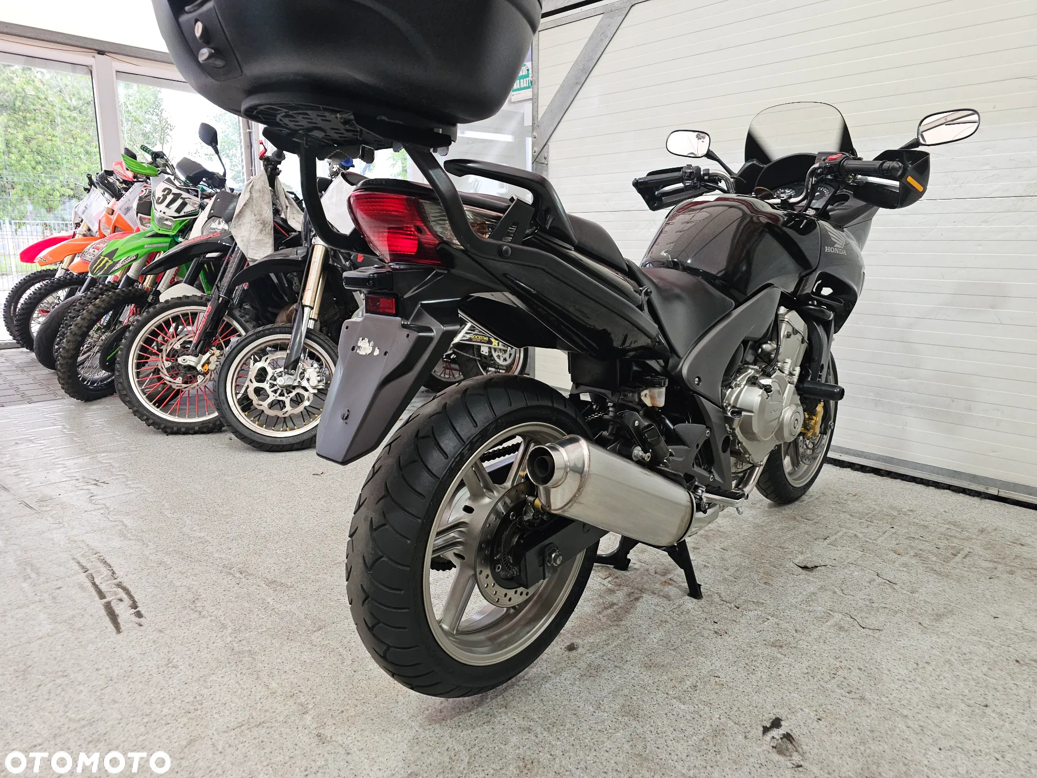 Honda CBF - 25