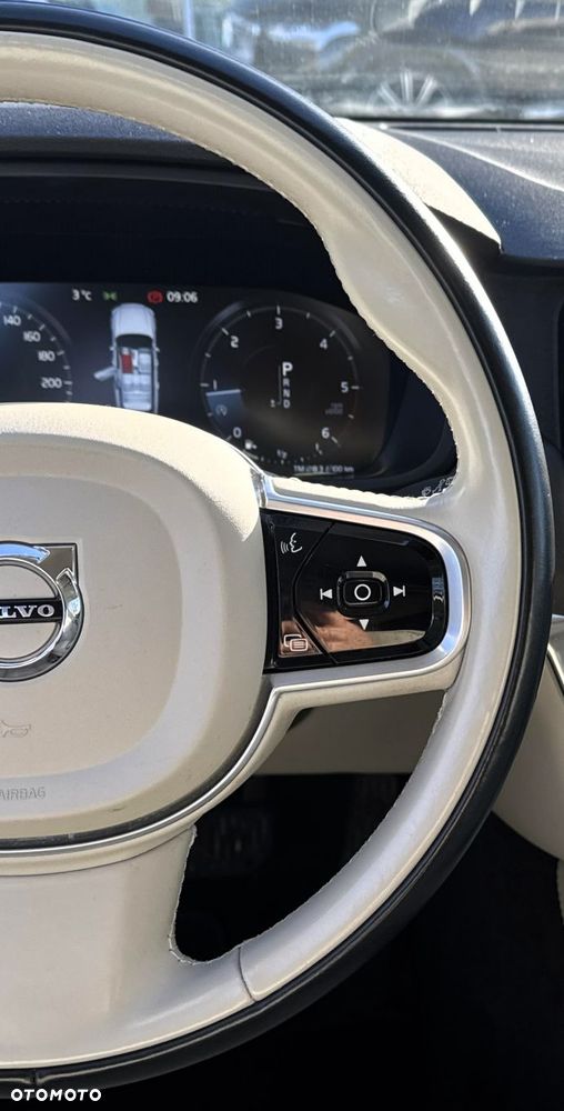 Volvo V90 Cross Country - 14