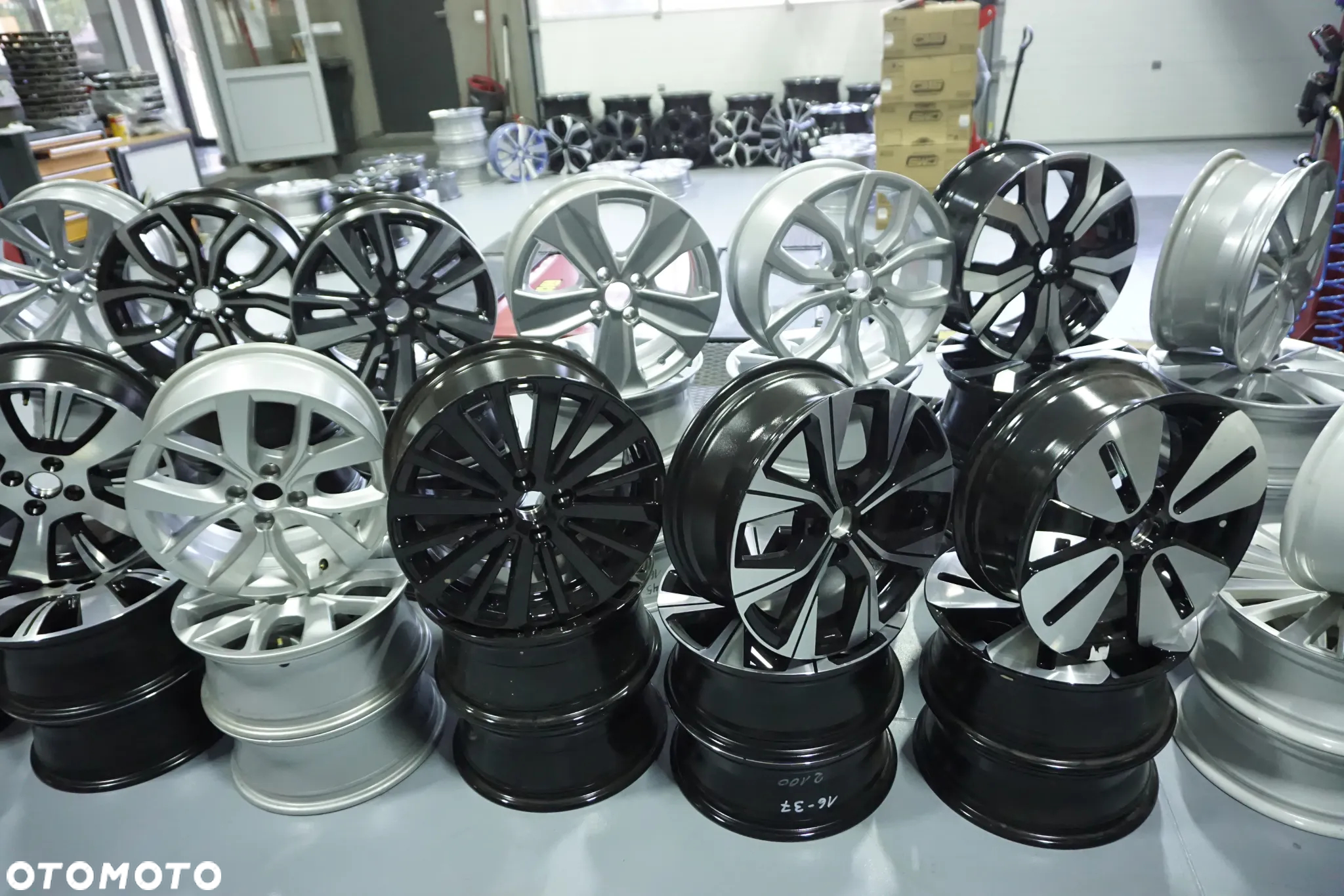 FELGI ALUMINIOWE 16 DACIA RENAULT MITSUBISHI COLT 4X100 - 3