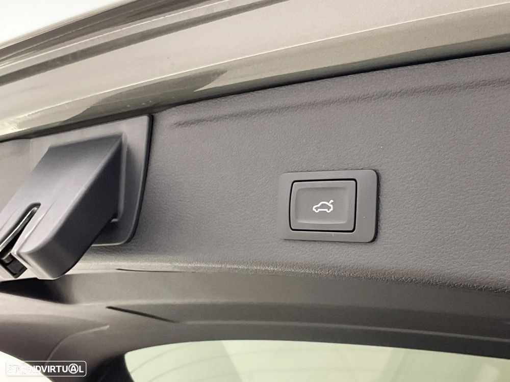 Audi A4 Avant 35 TDI S line S tronic - 18