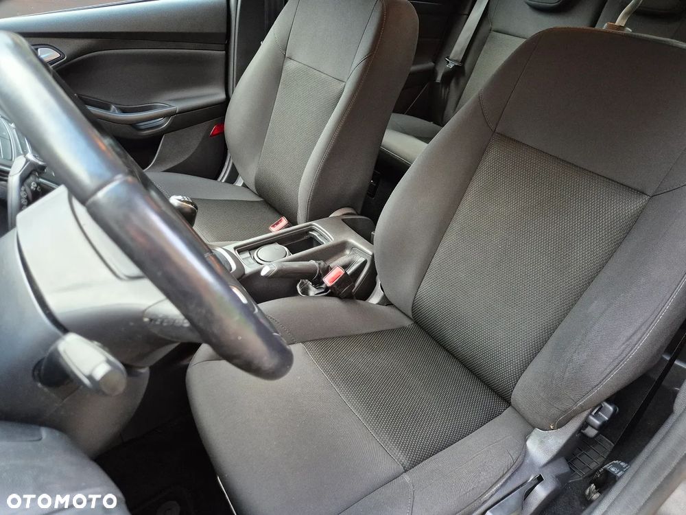 Ford Focus - 16