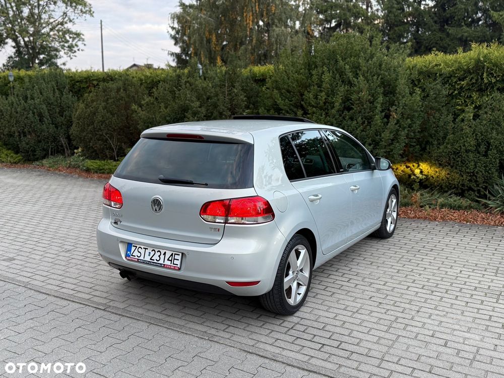Volkswagen Golf 1.4 TSI Style - 4